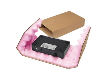 hullámkarton doboz szivacs betéttel